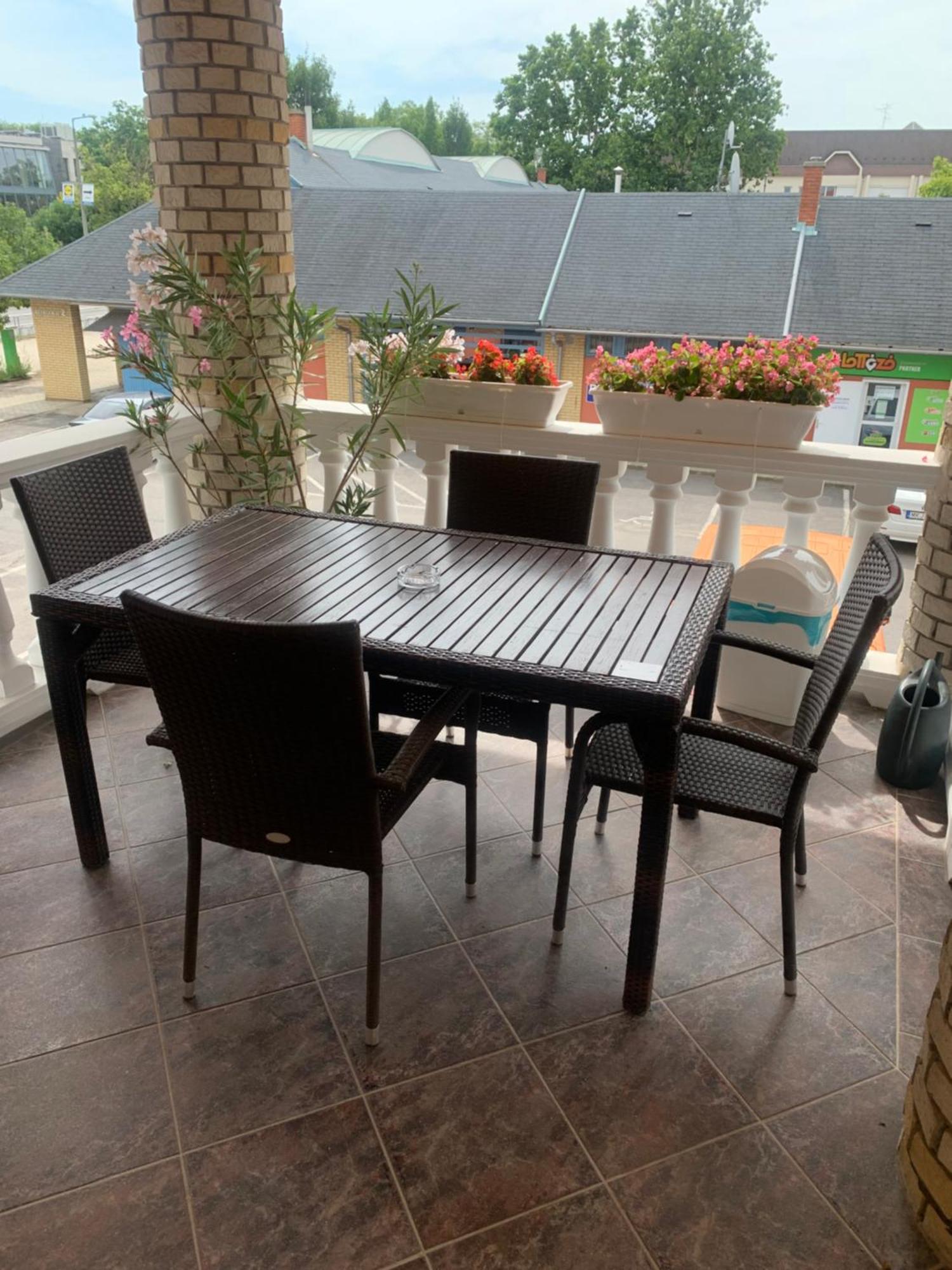 Agora Apartman Hajdúszoboszló Zewnętrze zdjęcie